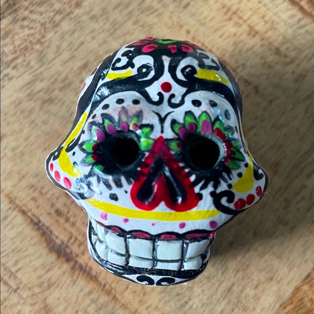Dia De Los Muertos Pin! 👻